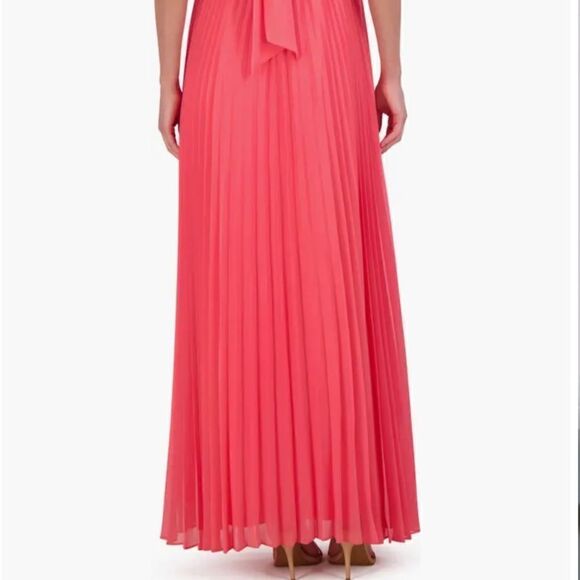 NWT Eliza J Crystal Detail Pleated Gown-U8 - Picture 3 of 7